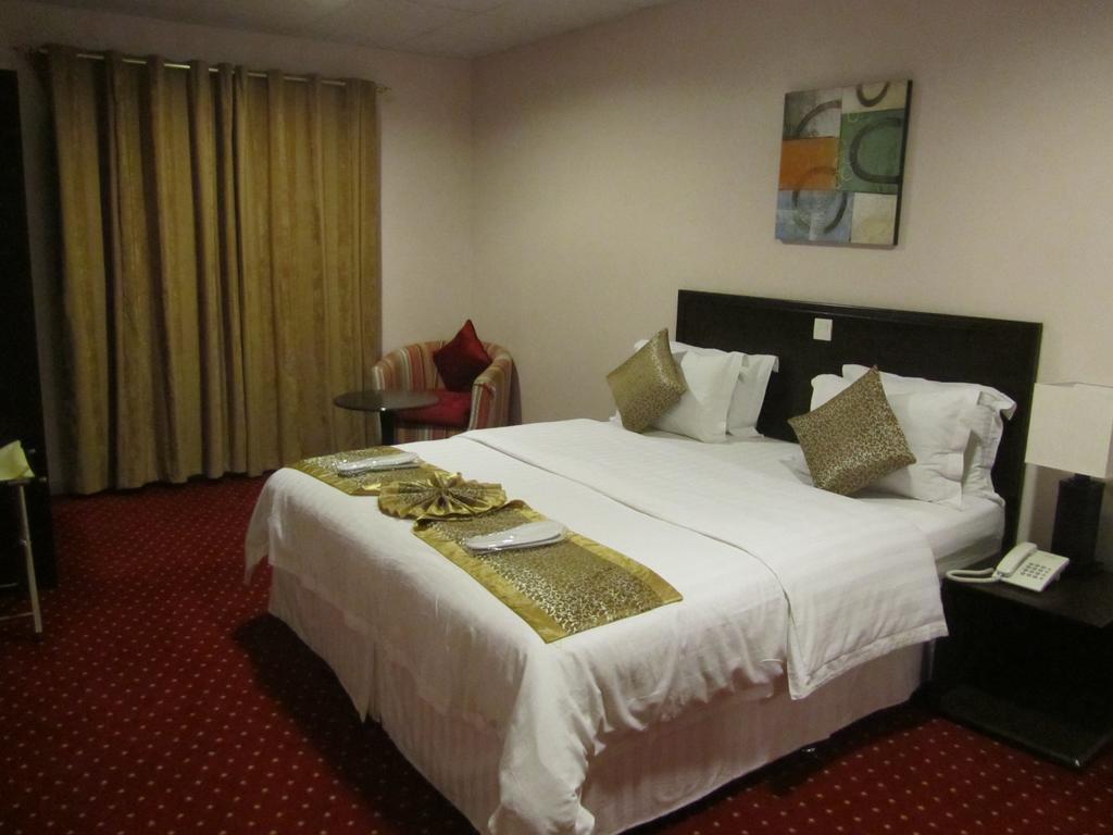 Jw Inn Hotel Nadinah Exterior photo