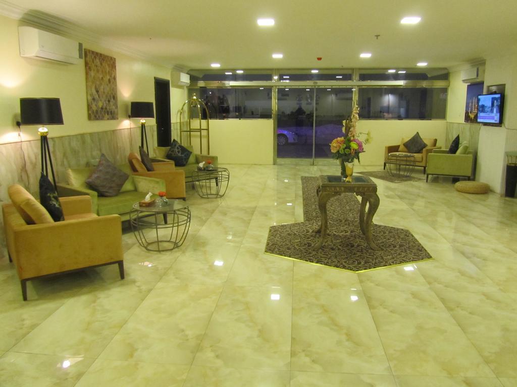 Jw Inn Hotel Nadinah Exterior photo