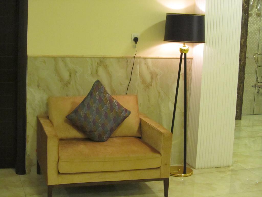 Jw Inn Hotel Nadinah Exterior photo